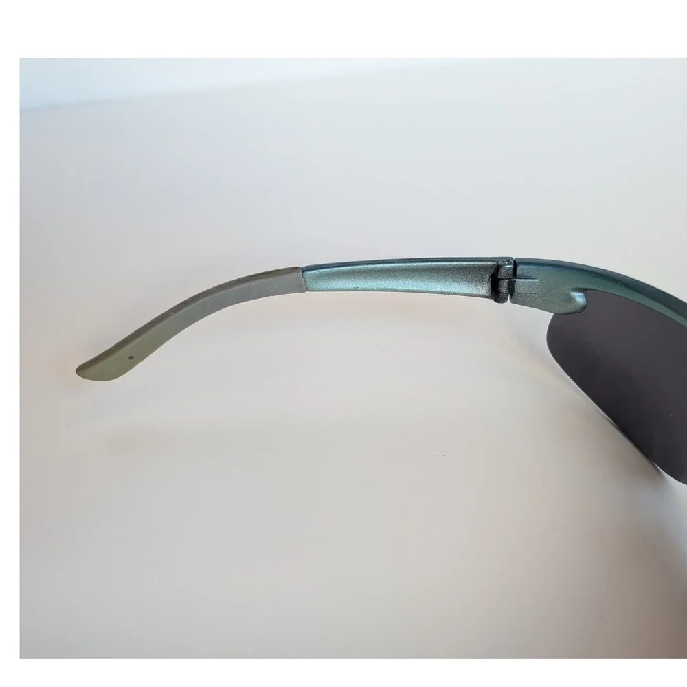 Harley-Davidson‎ Wrap Sunglasses Silvery Blue Metallic Bar & Shield Logo Taiwan
